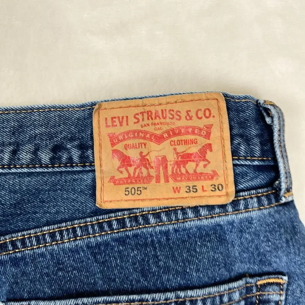 Levi's 505 Jeans Mens 35x30 Blue Regular Straight Denim Medium Wash Pants